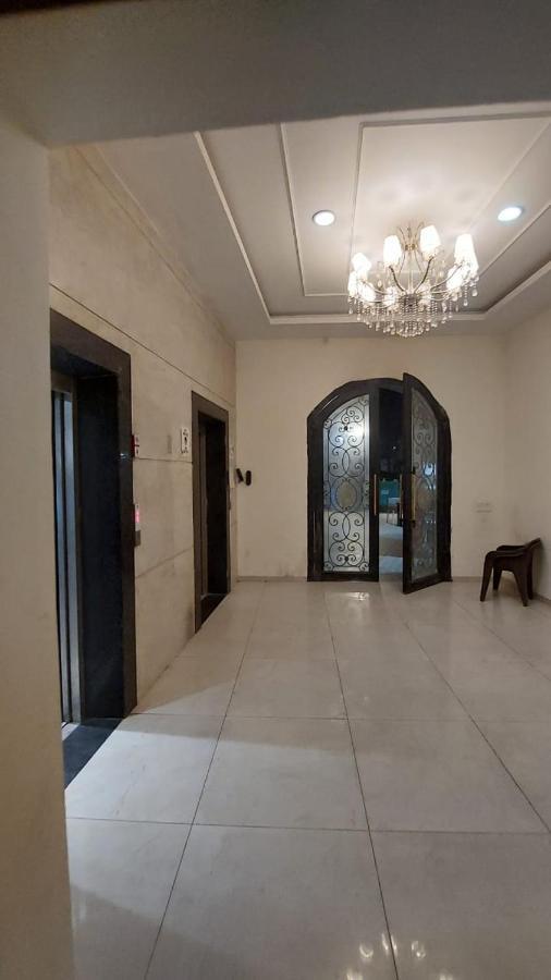 Dubey Homestay - 500 Meter From Temple Vrindavan Exterior photo